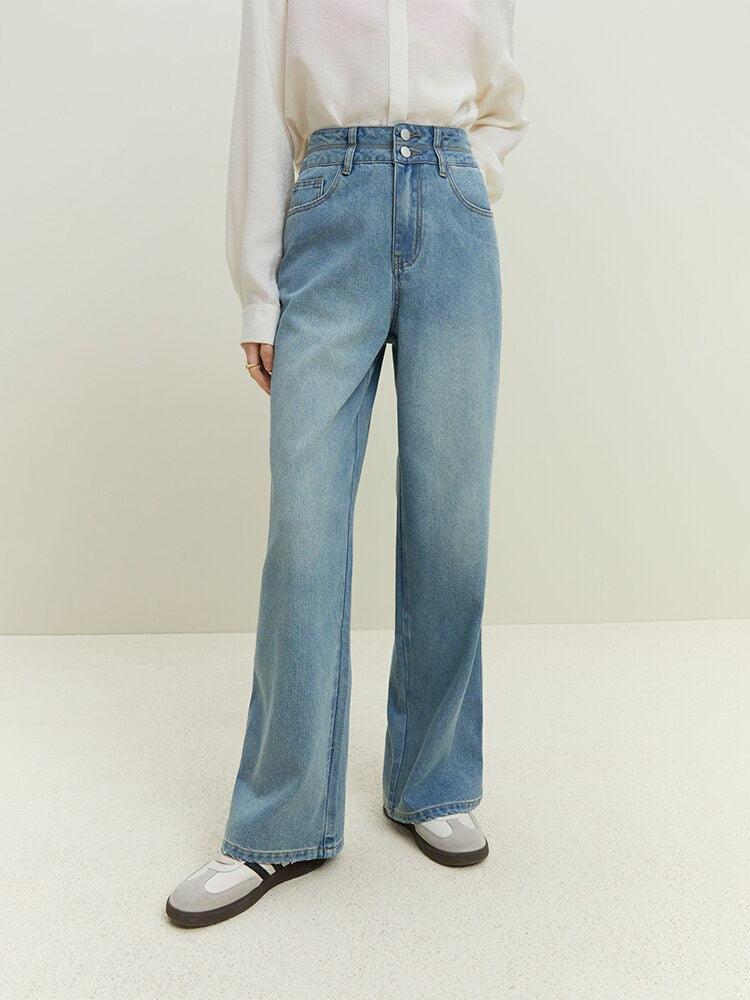 Double Buttoned Light Washed Y2K Jeans - Retro 90s Fashion Denim