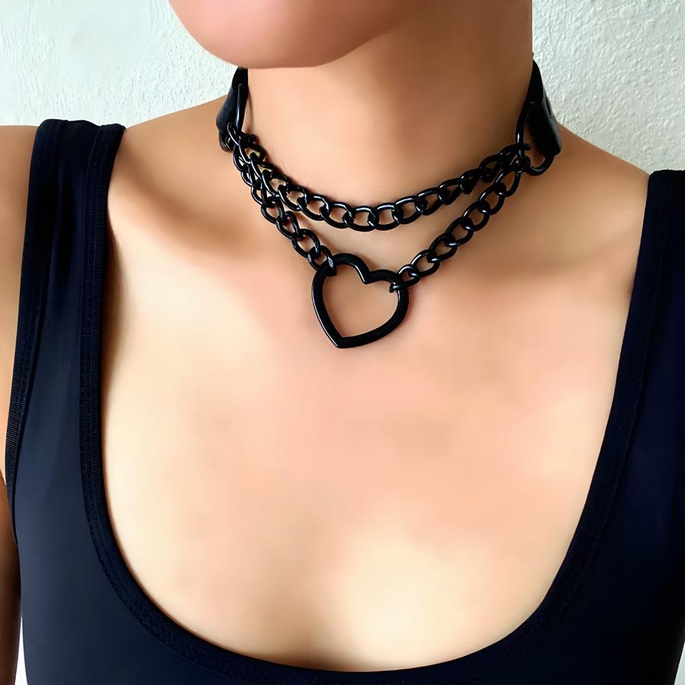 Grunge Heart Choker Necklace with Belted Detail - Perfect for Y2K and 90s Fashion