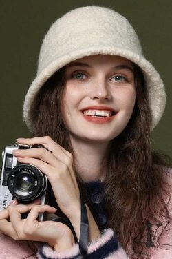 Retro Y2K Soft Girl Bucket Hat - Perfect for 90s and Grunge Outfits