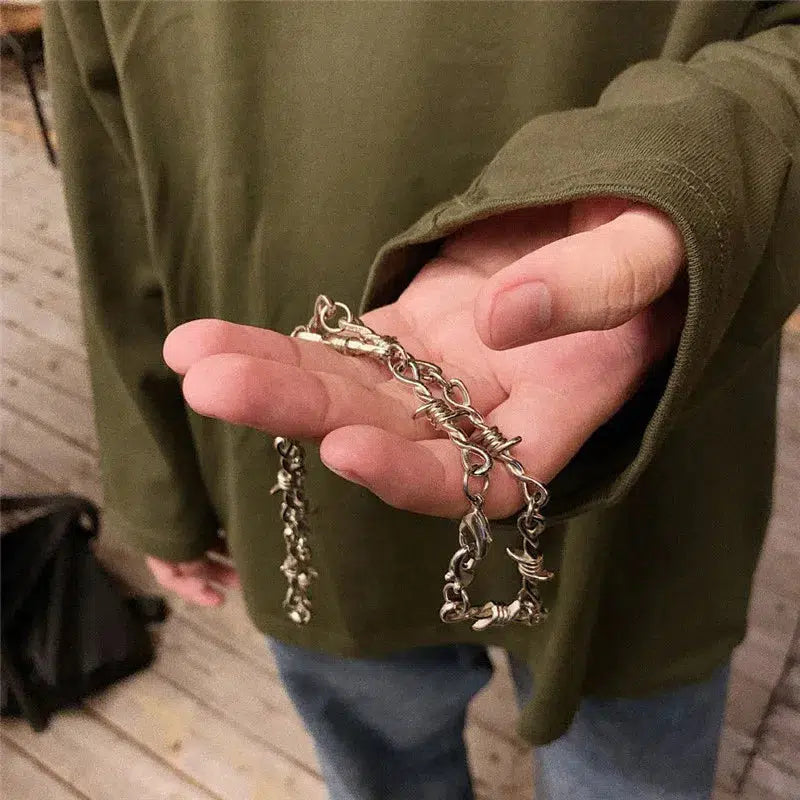 Y2K Barbed Wire Necklace - Retro 90s Grunge Style Accessory for Y2K Outfits