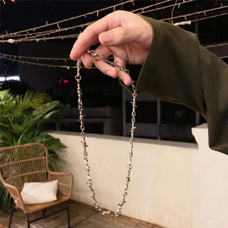 Y2K Barbed Wire Necklace - Retro 90s Grunge Style Accessory for Y2K Outfits