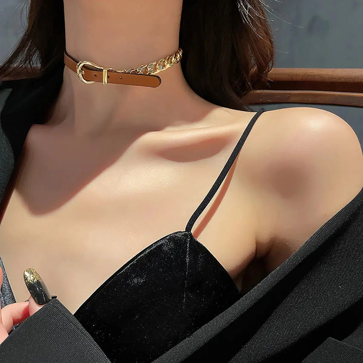 Y2K Grunge Half Belted Chain Necklace - Retro 90s Fashion Statement Accessory