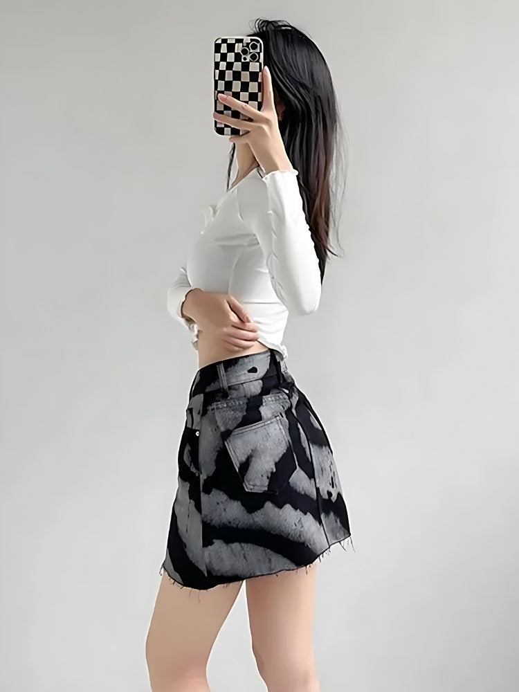 Y2K Grunge Spray Paint Distressed Mini Skirt - Retro 90s Fashion Outfit