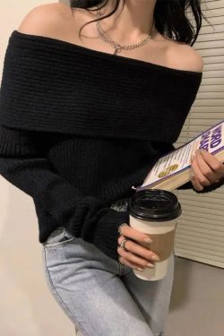 Y2K Off Shoulder Knitted Sweater - Retro Style Grunge Outfit