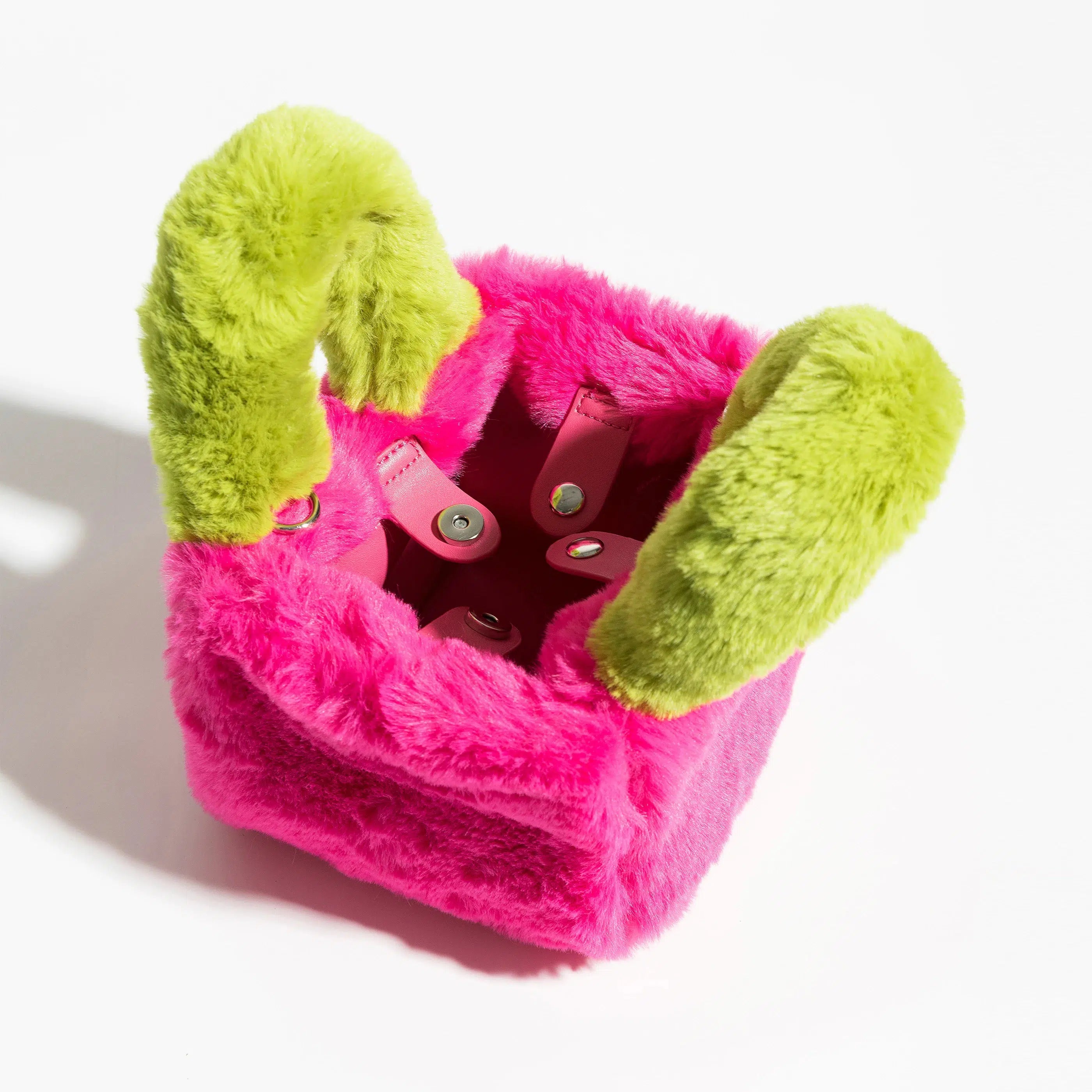 Y2K Retro Fluffy Faux Fur Basket Handbag - Perfect for 90s and Y2K Fashion Outfits