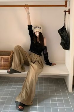 Y2K Retro Style Extreme Wide Leg Pants - Perfect for 90s and Grunge Outfits