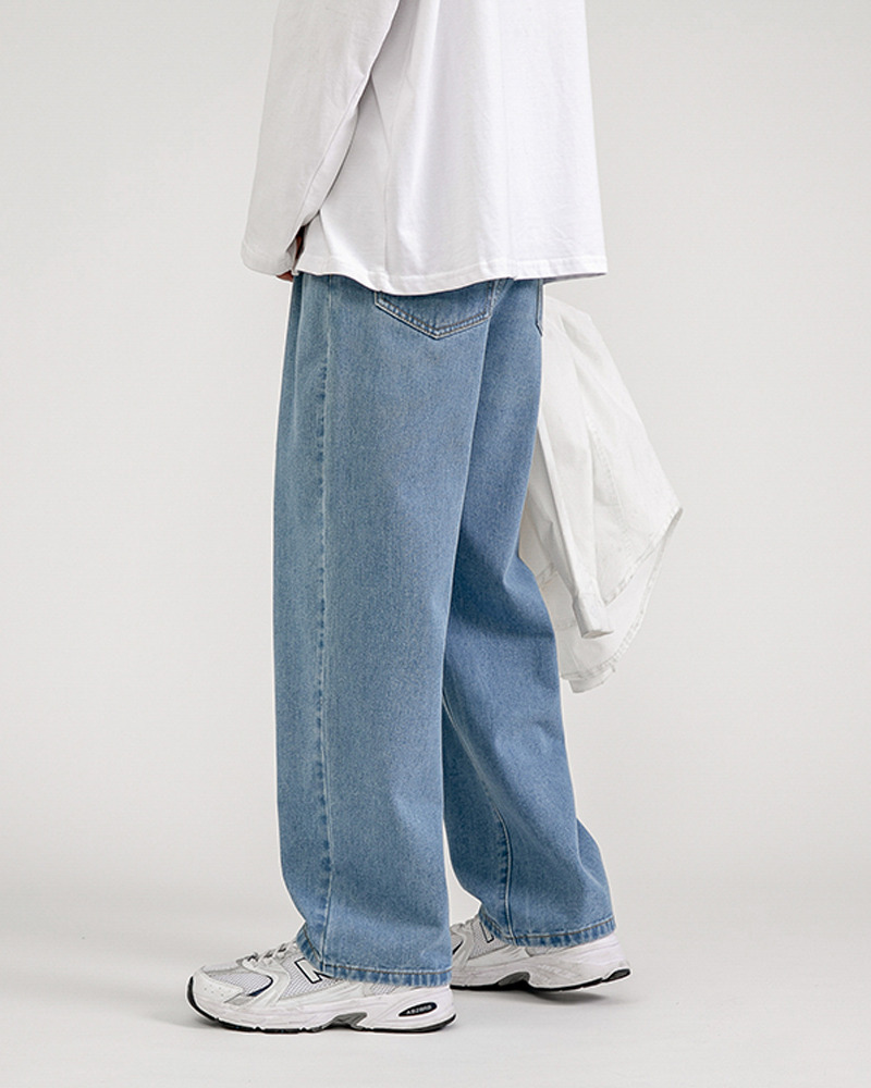 Blue Baggy Jeans - Y2K Summer & 90S Grunge Fashion, Retro Y2K Outfits, Y2K Club & Party