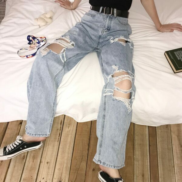 Caroline Grunge Distressed Jeans - Y2K Summer, 90S Fashion, Retro Style, Y2K Club & Party Outfits
