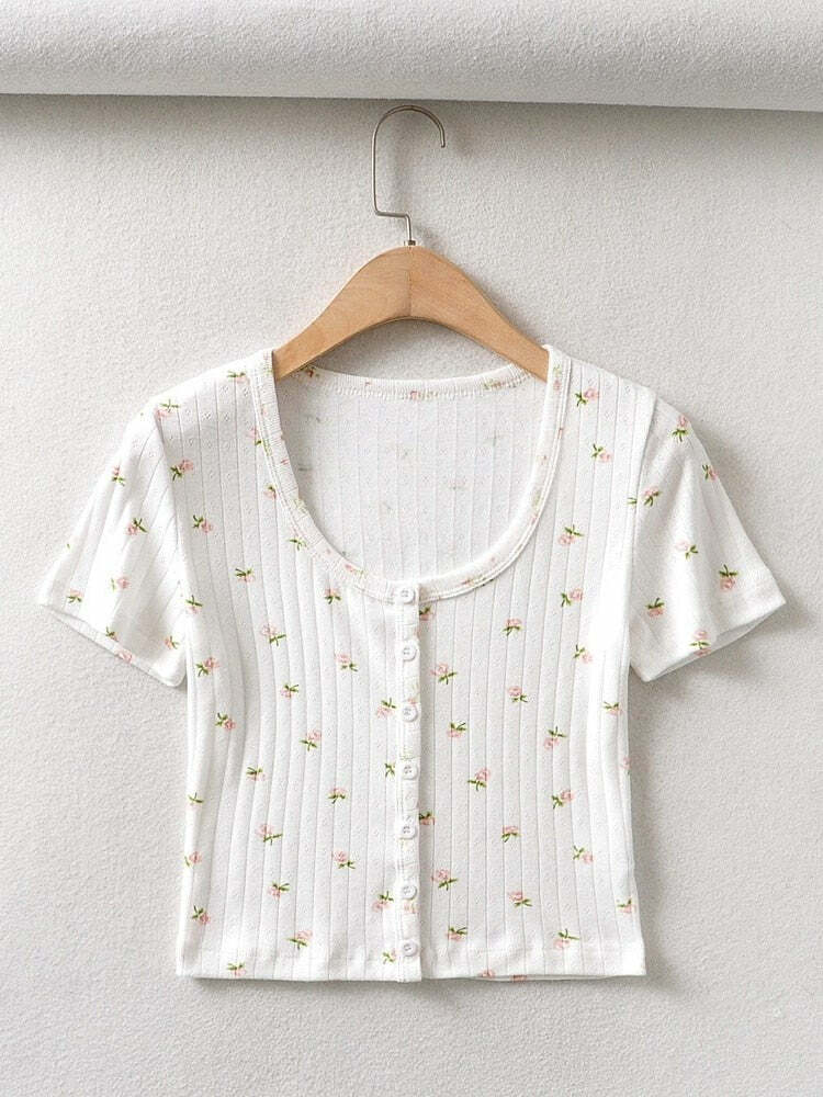 Elizabeth T-Shirt: Y2K Summer Grunge, 90S Retro, Baby Tees, Y2K Club &