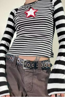 Gianna Striped Long Sleeve Crop Top - Y2K Summer, 90S Fashion, Grunge, Retro, Pastel Goth Outfit