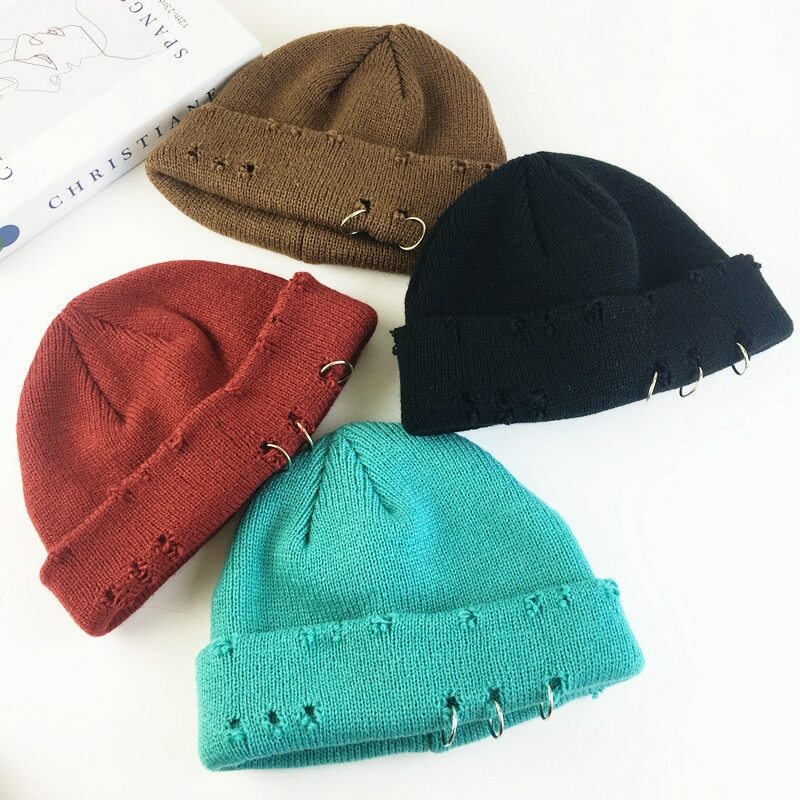 Ollie Grunge Beanie - Y2K Summer, 90S Fashion, Retro Style, Gothic Y2K, Pastel Goth Out