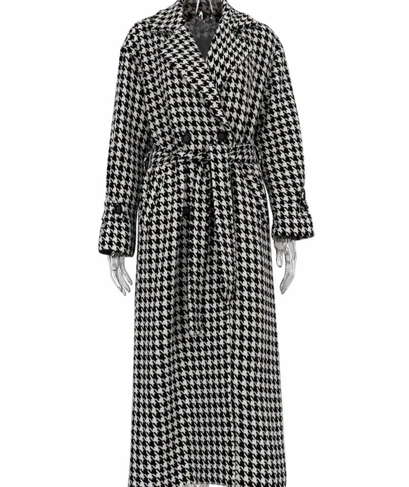 Sonez Coat: Y2K Summer & 90S Grunge Fashion - Retro, Goth, And Popstar Outfits For Women