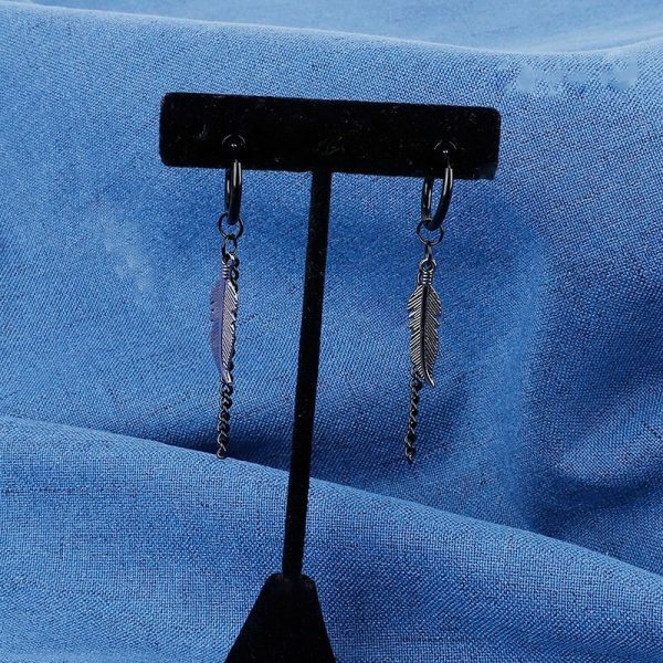 Y2K Grunge & 90S Fashion V Stud Earrings - Retro, Gothic, Popstar, Summer & Party Outfits