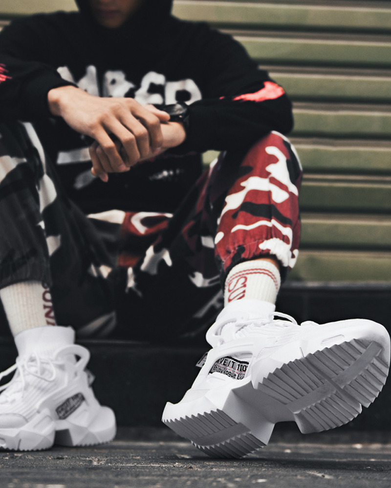 Y2K Grunge & 90S Retro Style Tech Sneakers - Perfect For Summer Outfits & Party Looks