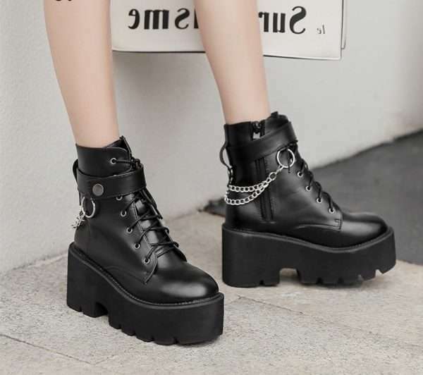Y2K Grunge Black Leather Block Heel Boots With Chain - Retro 90S Fashion & Gothic Style