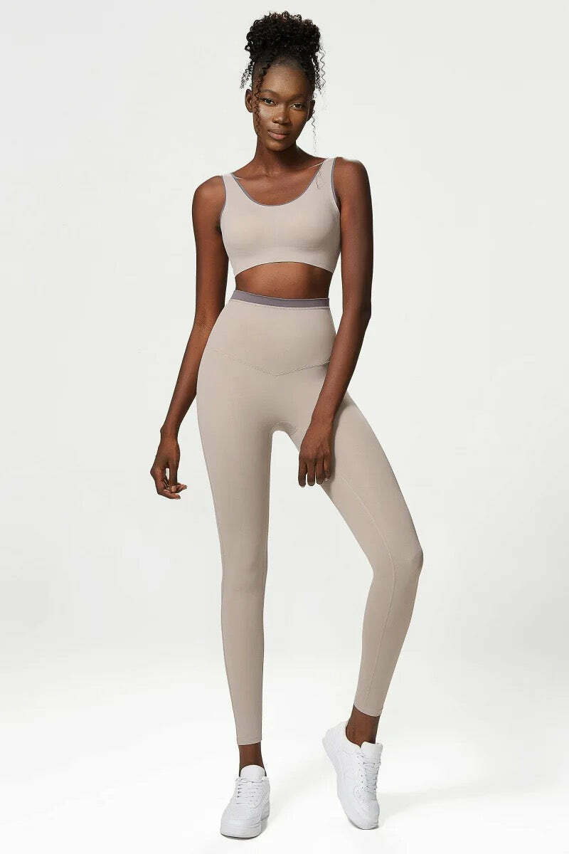 Y2K Grunge Grey Sports Bra And Leggings Set - Retro 90S Summer Outfit, Y2K Fashion Essentials