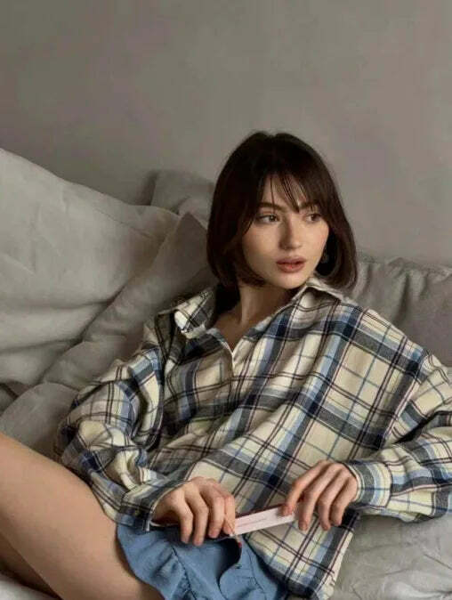 Y2K Grunge Oversized Plaid Shirt - Vintage 90S Long Sleeve Loose Lapel Pocket Blouse Korean Style