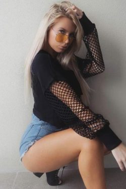 Y2K Grunge Patchwork Sleeve Top - 90S Fashion, Retro Style, Y2K Summer Outfits, Gothic Y2K