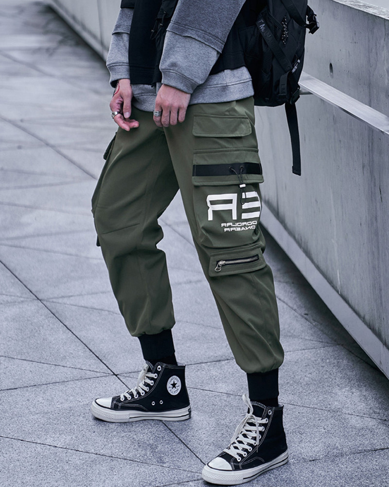 Y2K Grunge Summer Outfits: Retro 90S Fashion, Baby Tees, Skirts, And Goth Accessories