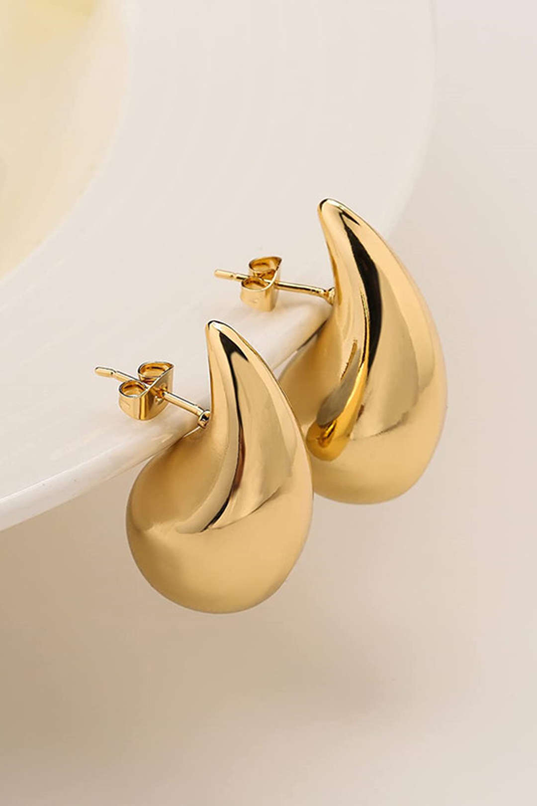 Chic Metal Drop Earrings for Y2K Fashion Lovers - Perfect for Coquette and Grunge Aesthetics
