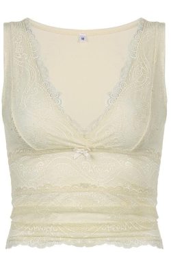 Chic V-Neck Sleeveless Lace Hem Top for Y2K Fashion & Coquette Aesthetic Outfits