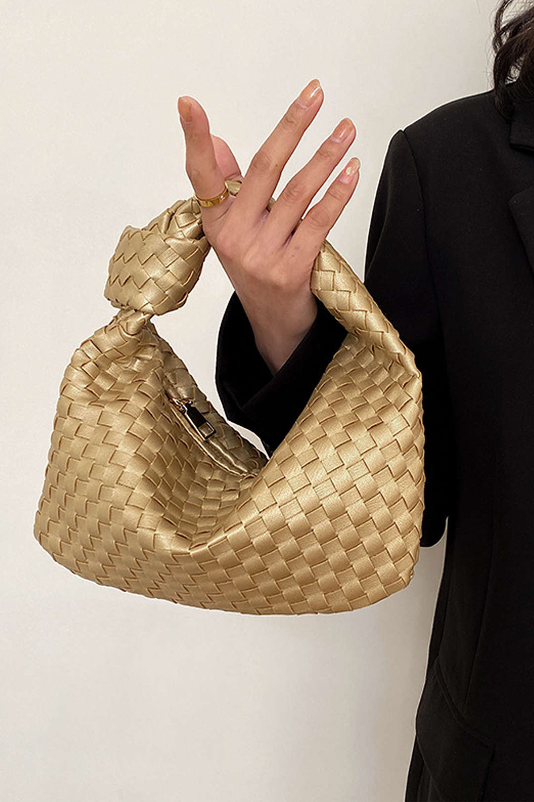 Chic Woven Tote Bag for Y2K Fashion Lovers - Perfect for Coquette and Grunge Aesthetics