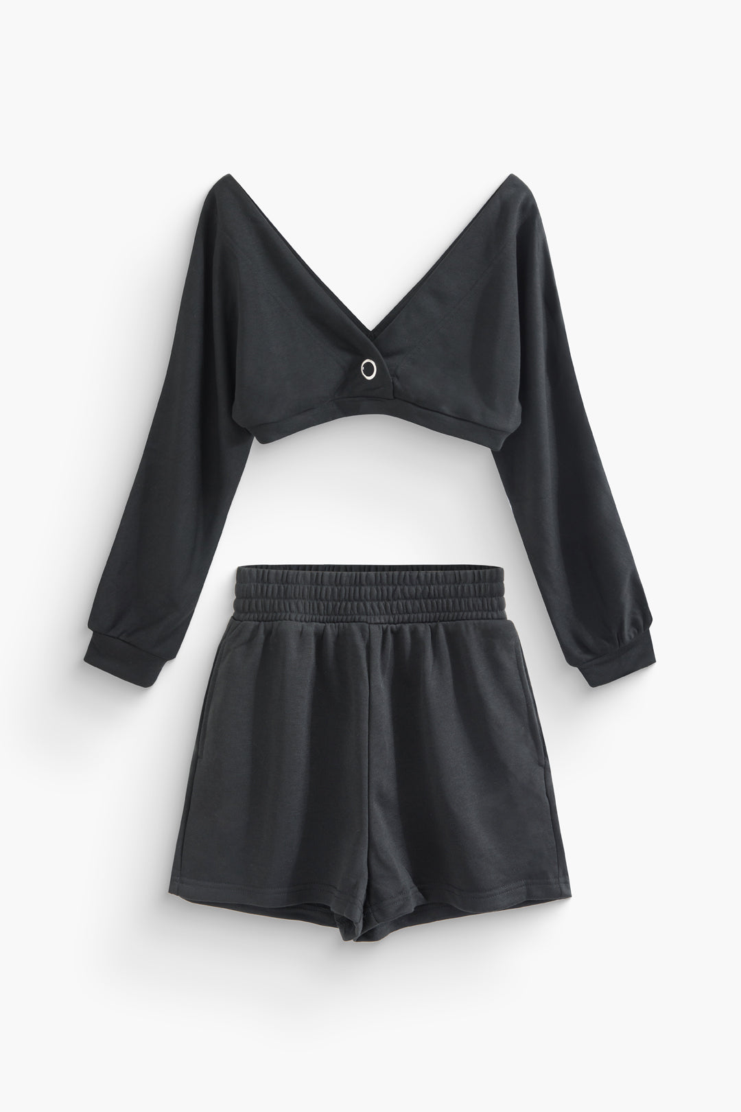 Chic Y2K Fashion: V-Neck Long Sleeve Crop Top & Pocket Shorts Set for Trendy Outfits