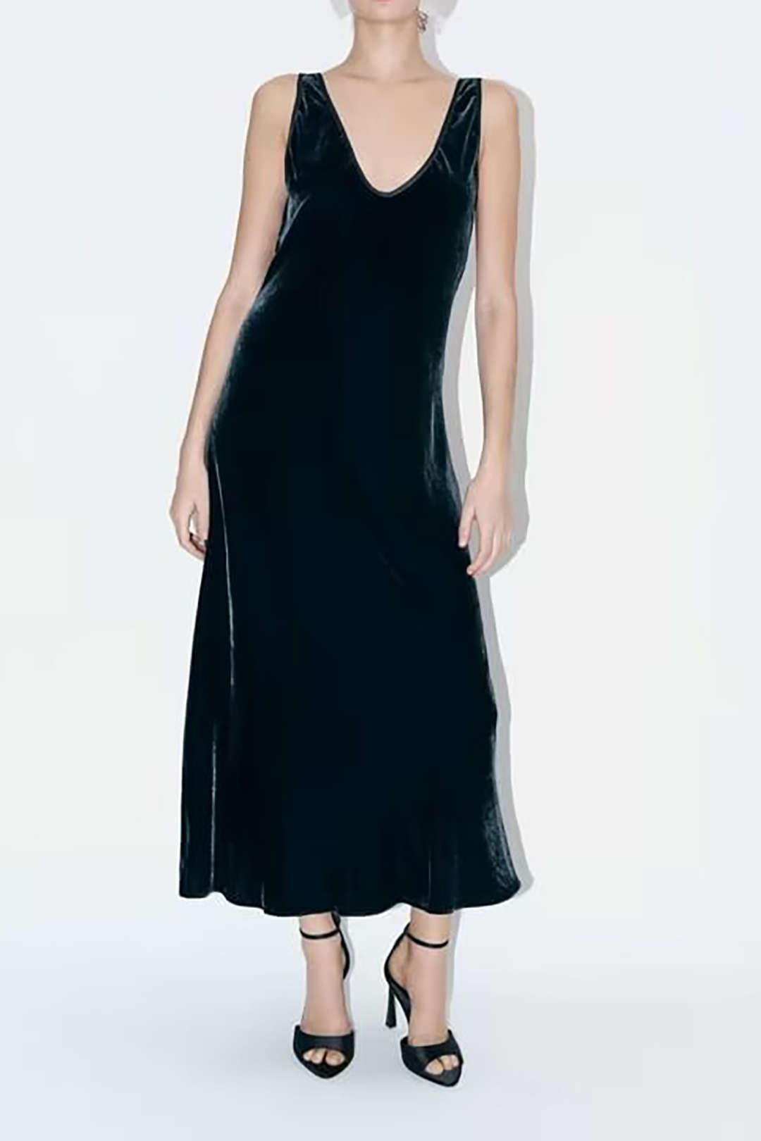 Reversible Velvet V-Neck Sleeveless Midi Dress for Y2K Aesthetic and Coquette Style