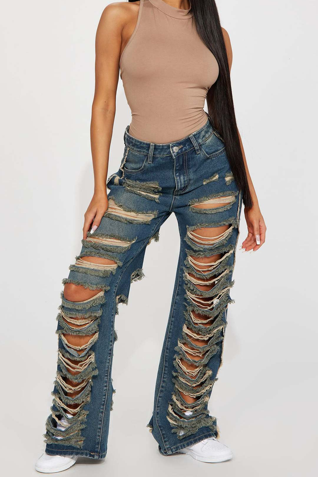 Trendy Low Rise Ripped Straight Leg Jeans for Y2K Aesthetic and Grunge Style Outfits