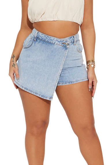 Trendy Y2K Denim Shorts for a Chic Coquette Aesthetic Look - Perfect for Summer Outfits