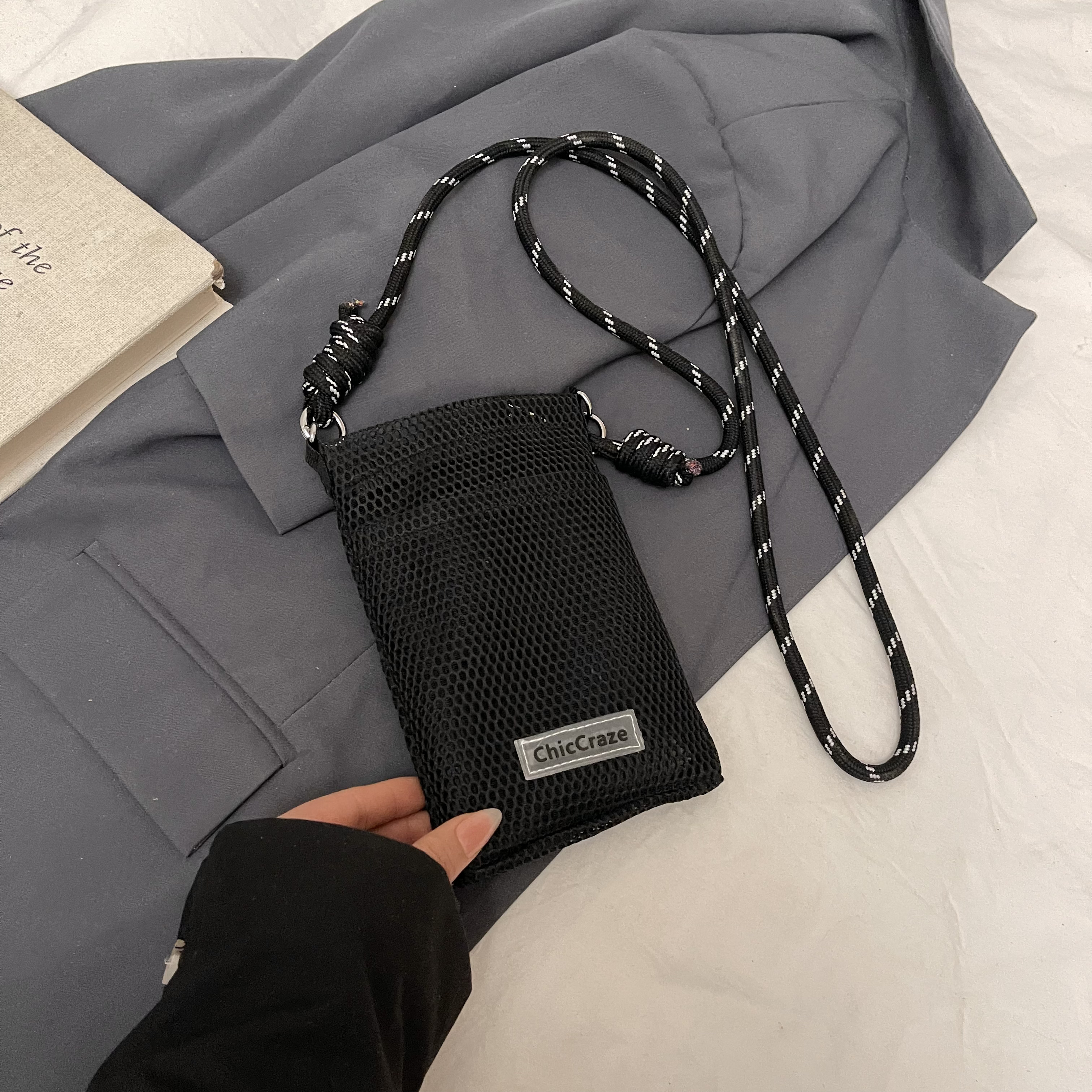 2025 Summer High-End Lightweight Color-Blocking Mini Crossbody Bag for Women - Stylish Zipper Phone Bag