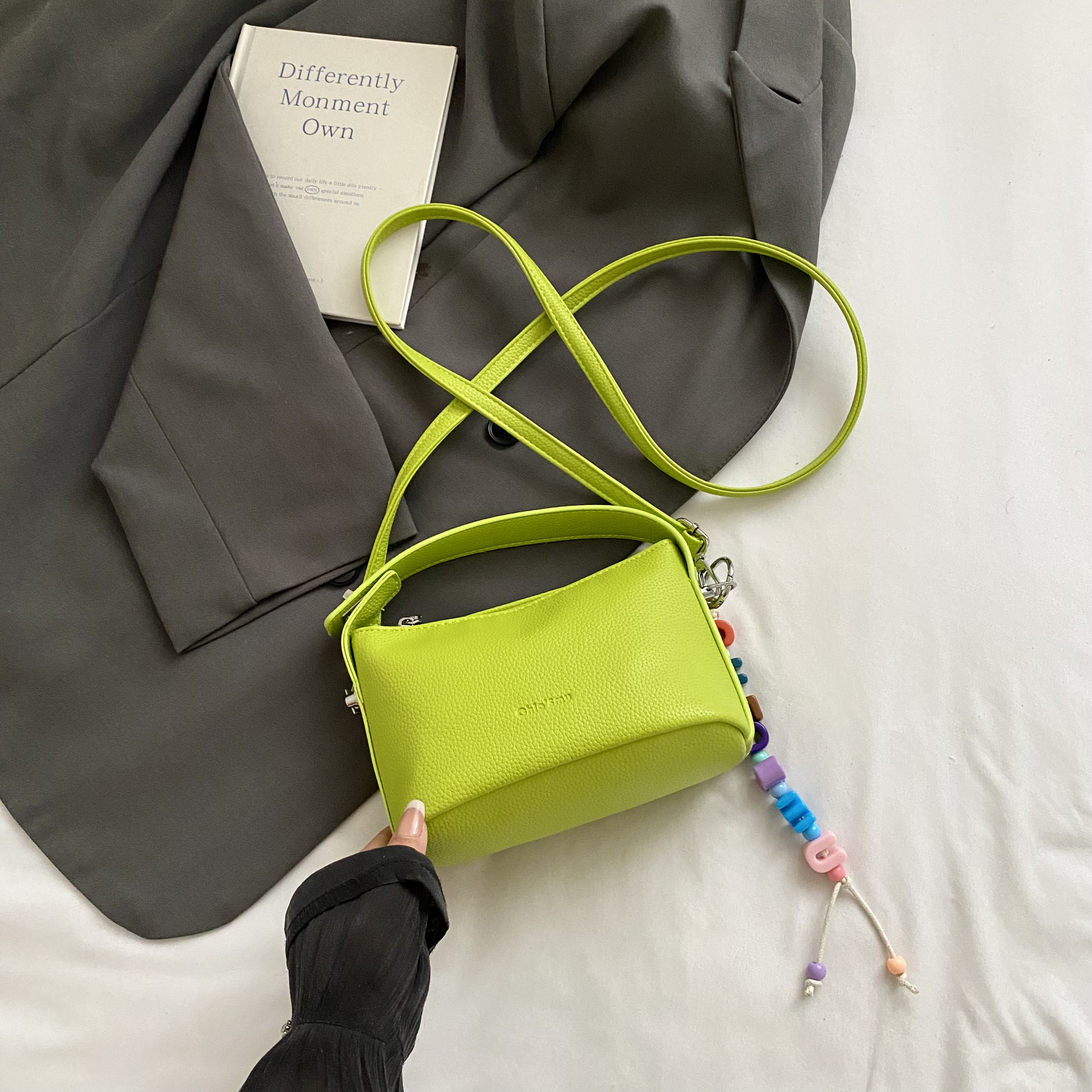 2025 Summer White Crossbody Bag - Stylish High-End Small Handbag Tote for Women, Versatile Casual Fashion Accessory