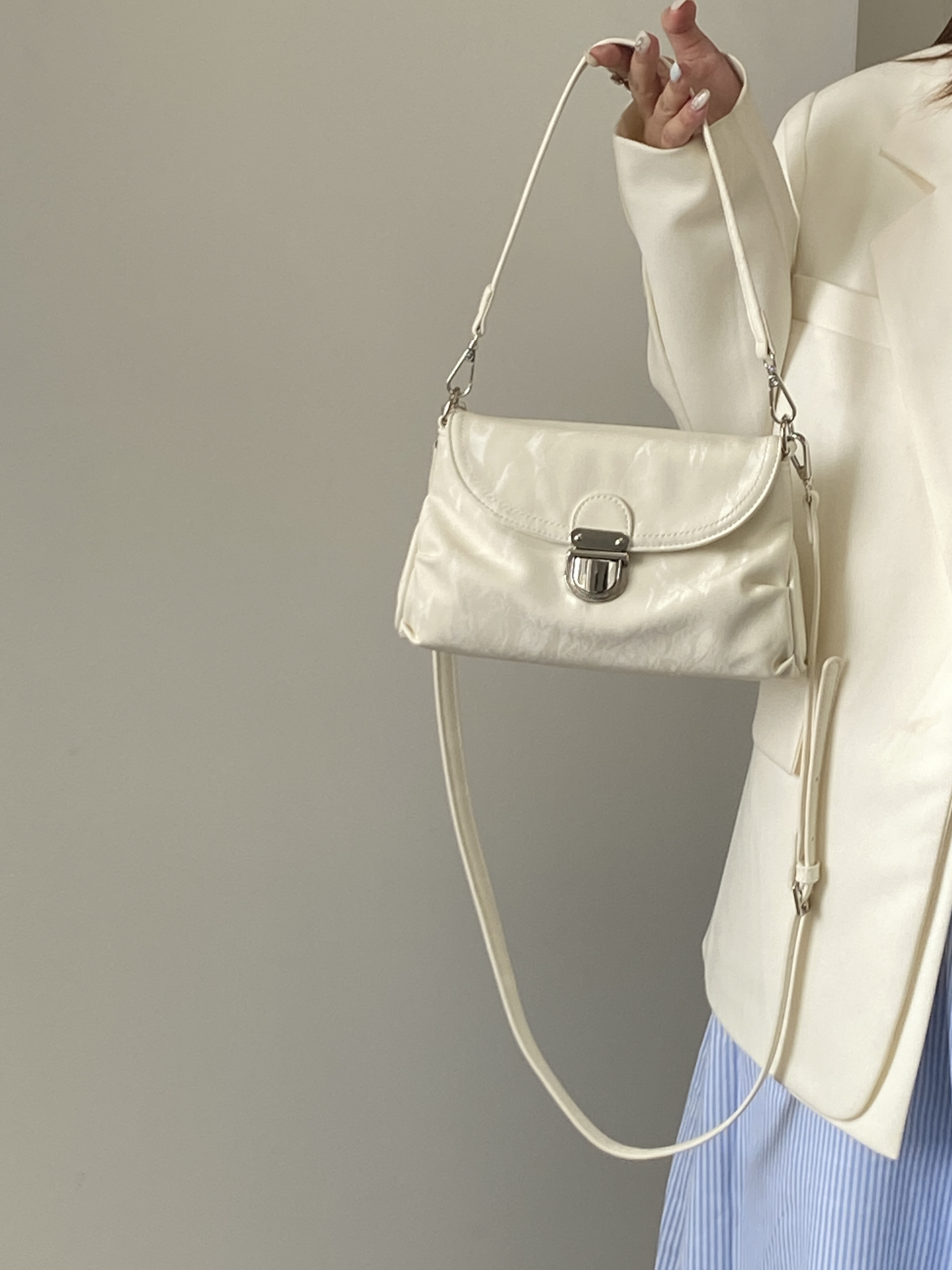 2025 Women's High-End Lock Clutch Bag - Versatile Underarm, Shoulder, Handheld, Crossbody Small Bag for Spring Summer Fashion
