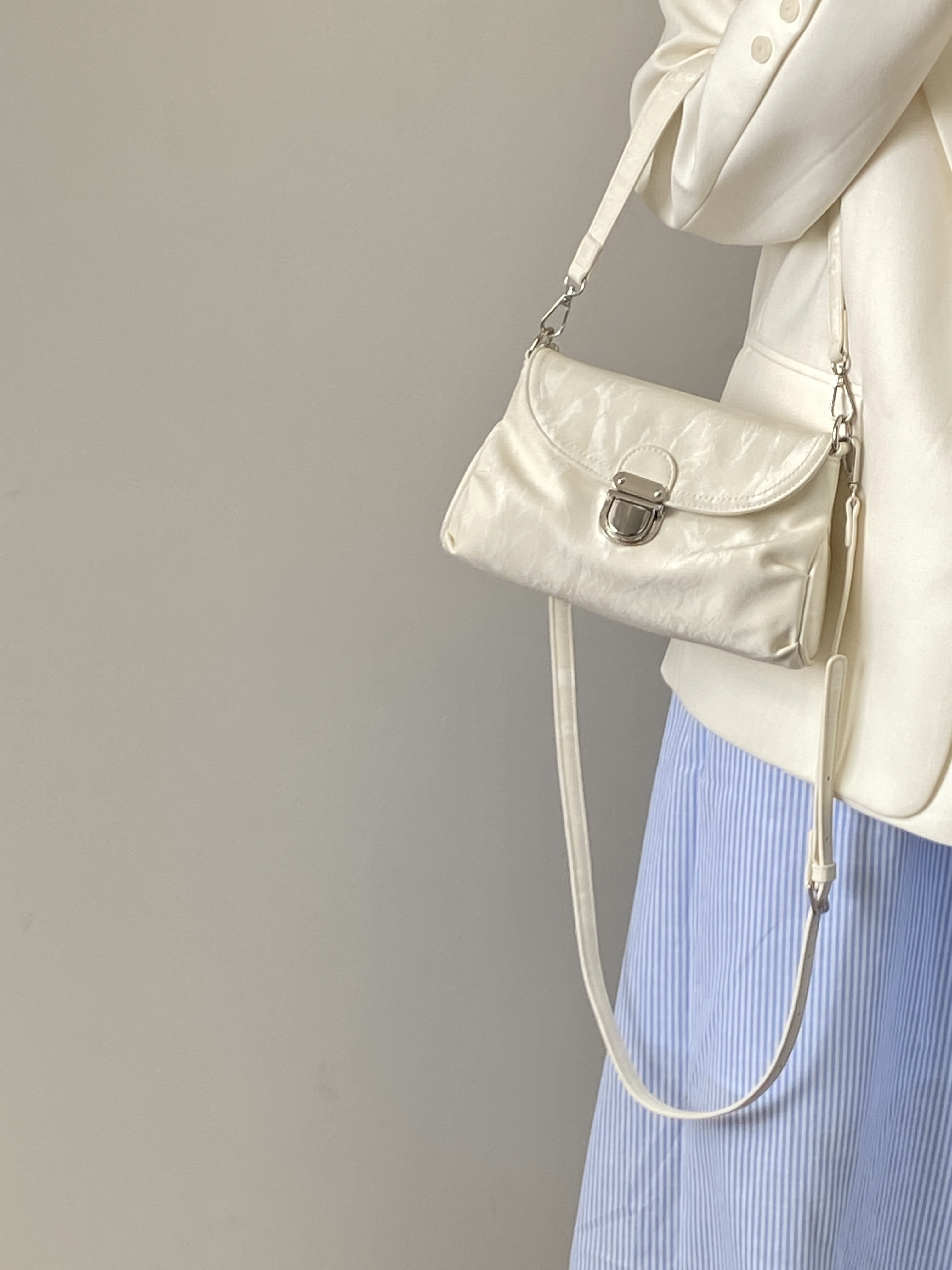 2025 Women's High-End Lock Clutch Bag - Versatile Underarm, Shoulder, Handheld, Crossbody Small Bag for Spring Summer Fashion