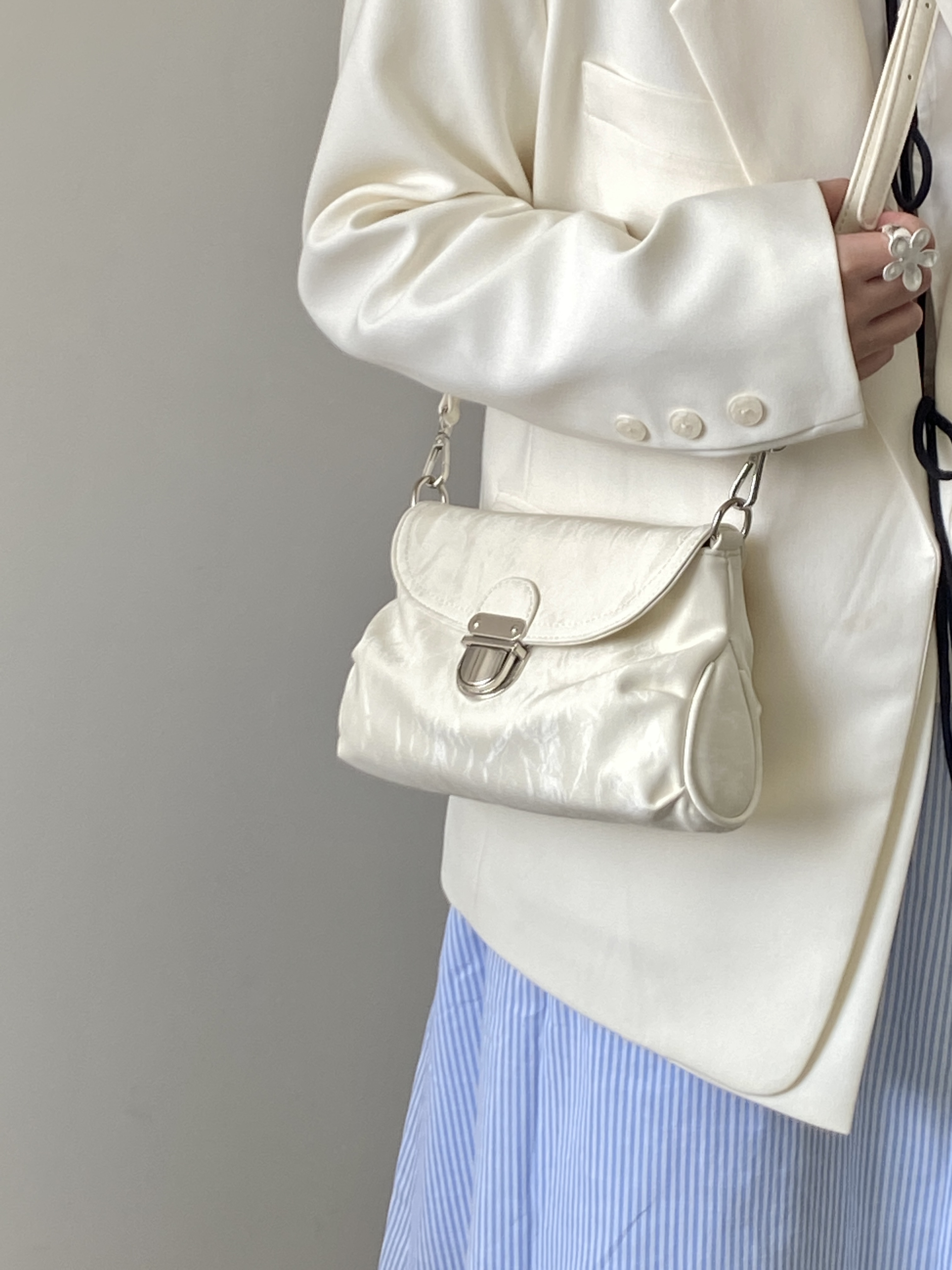 2025 Women's High-End Lock Clutch Bag - Versatile Underarm, Shoulder, Handheld, Crossbody Small Bag for Spring Summer Fashion