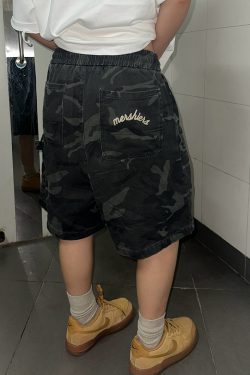 American Retro Camouflage Multi-Pocket Shorts for Men and Women - Loose Fit High Street Straight-Leg Five-Point Workwear