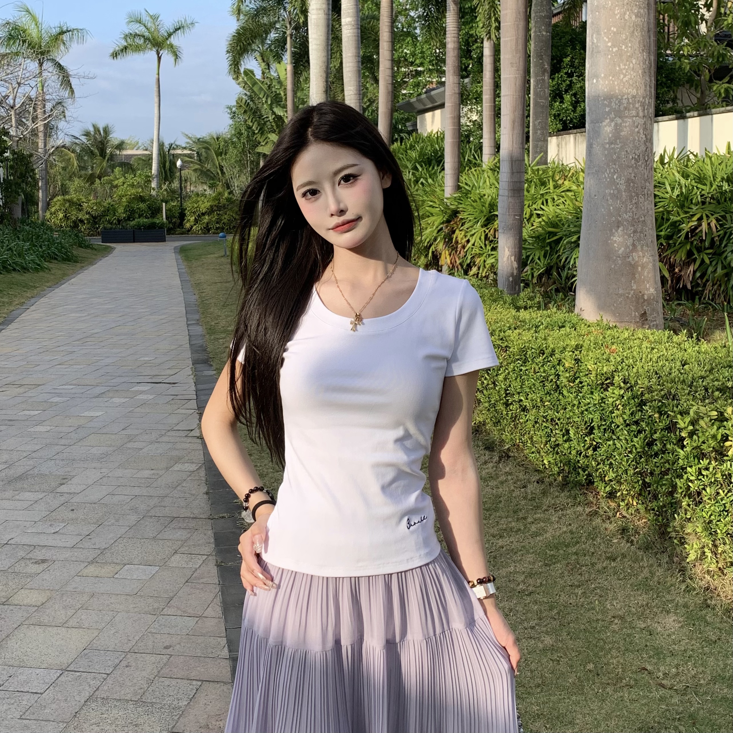 American Style Short Sleeve T-Shirt for Women - Pure Desire Slim Fit Round Neck Top - Versatile Spring Summer 2025 Fashion