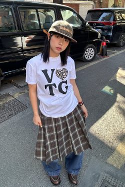 American Vintage Heart Letter Print Short Sleeve T-Shirt for Men and Women - Casual Loose Fit, 2025 Spring/Summer Style
