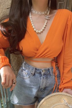 Autumn Ultra-Slim Sexy V-Neck Tied Lantern Sleeve Vacation Shirt for Women - Trendy 2024 DIY Style