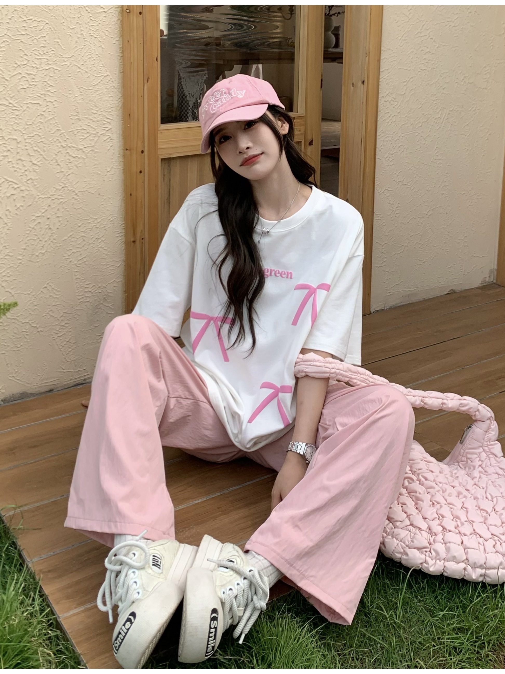 Bow Round Neck Short Sleeve T-shirt for Women - Summer Loose Versatile Sweet Top - 90s Style Sisters Design