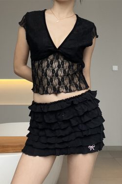 Color-Block V-Neck Lace Bow Chest Design Pullover Crop Short Sleeve T-Shirt for Women - Y2K Inspired Fashion Top