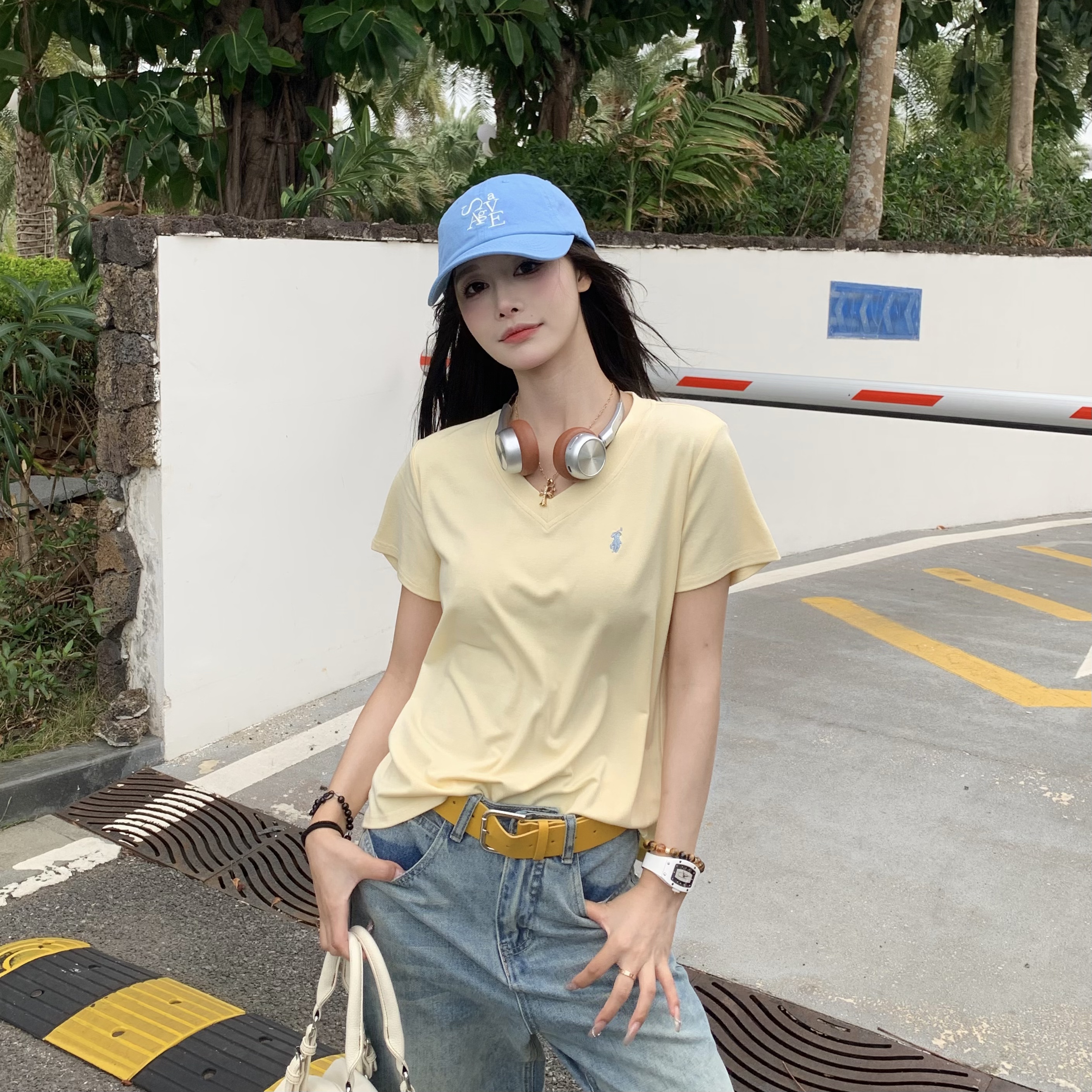 Embroidered V-Neck Short Sleeve T-Shirt for Women - Loose Slimming Casual Top - Versatile Spring Summer Style