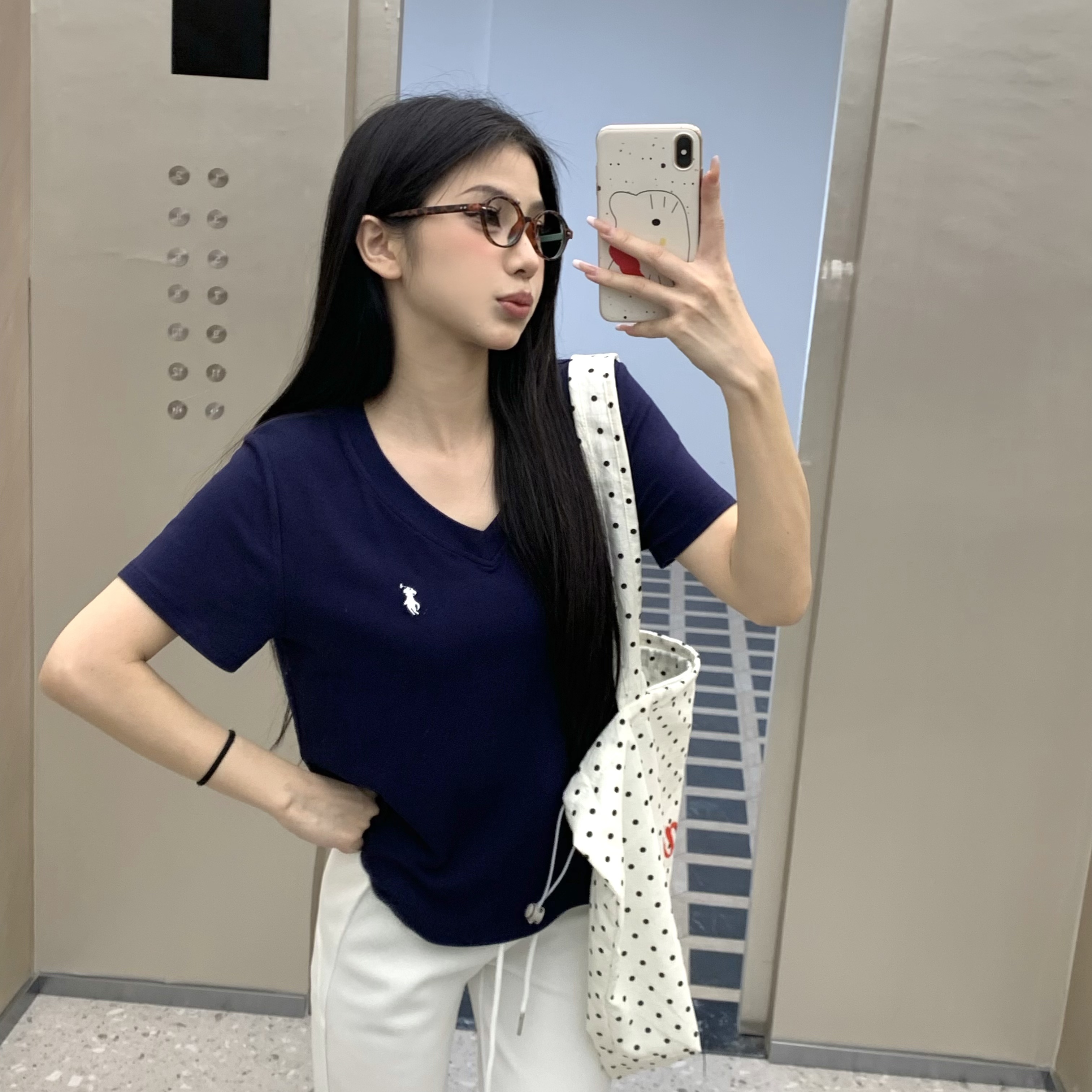 Embroidered V-Neck Short Sleeve T-Shirt for Women - Loose Slimming Casual Top - Versatile Spring Summer Style