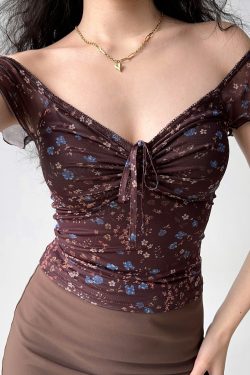 Floral V-Neck Short Sleeve T-Shirt for Women, Front Pleated, Slim Fit, European American Style, Trendy Y2K Fashion Top