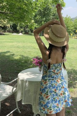 Floral Waist-Cinching Ultra-Slim V-Neck Camisole Dress - Handmade Vacation Style for Women, Perfect for Australian Summer