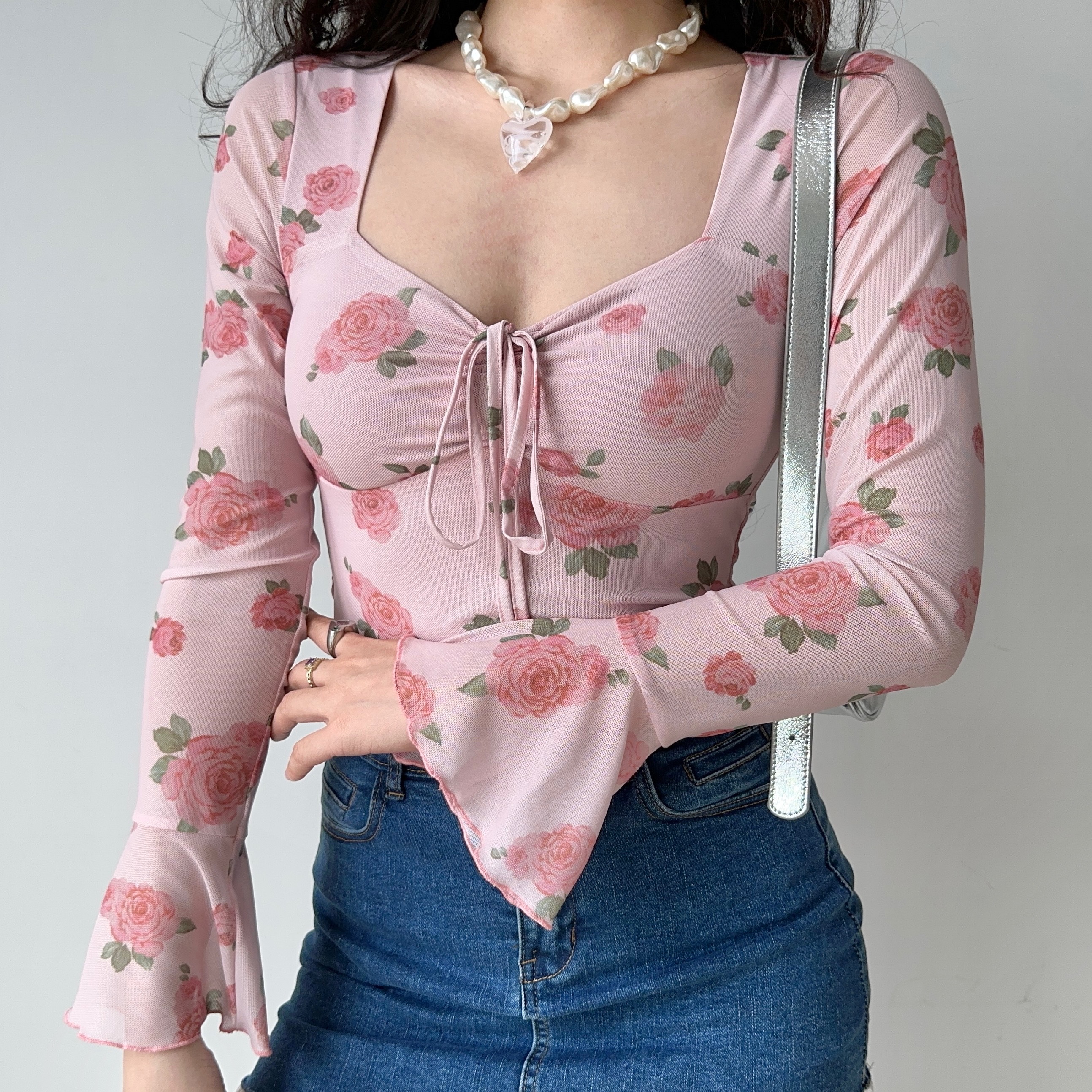 French Sweet Floral Print Bell Sleeve Square Neck Shirt - Women's Slim Fit Long Sleeve Top for Y2K and 90s Inspired Fashion