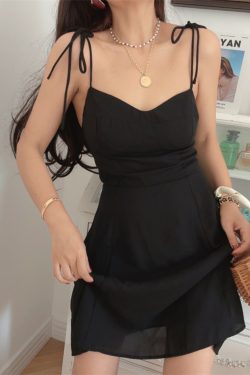 French Vintage Lace-Up Waist Black Chiffon Slimming Cami Dress - 2025 Spring/Summer Vacation Style, Chic 90s-Inspired Look