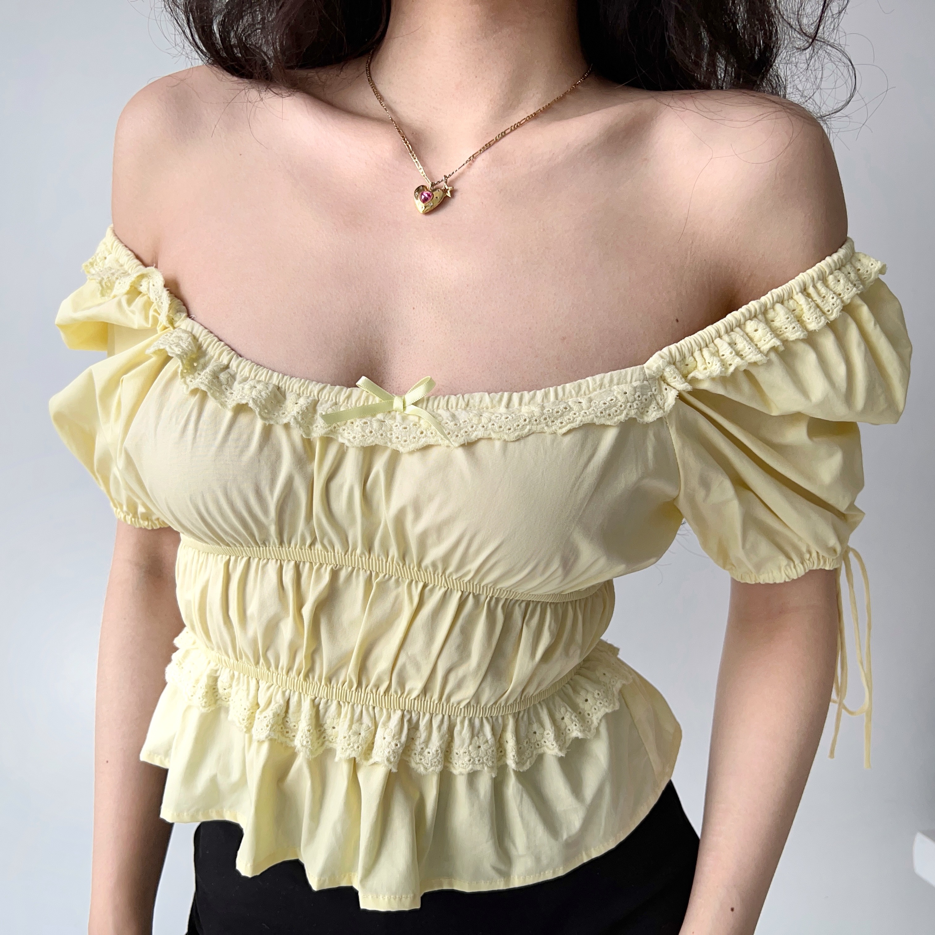 French Vintage Square Neck Puff Sleeve Lace Shirt for Women - Summer High Waist Short Top in Y2K Style