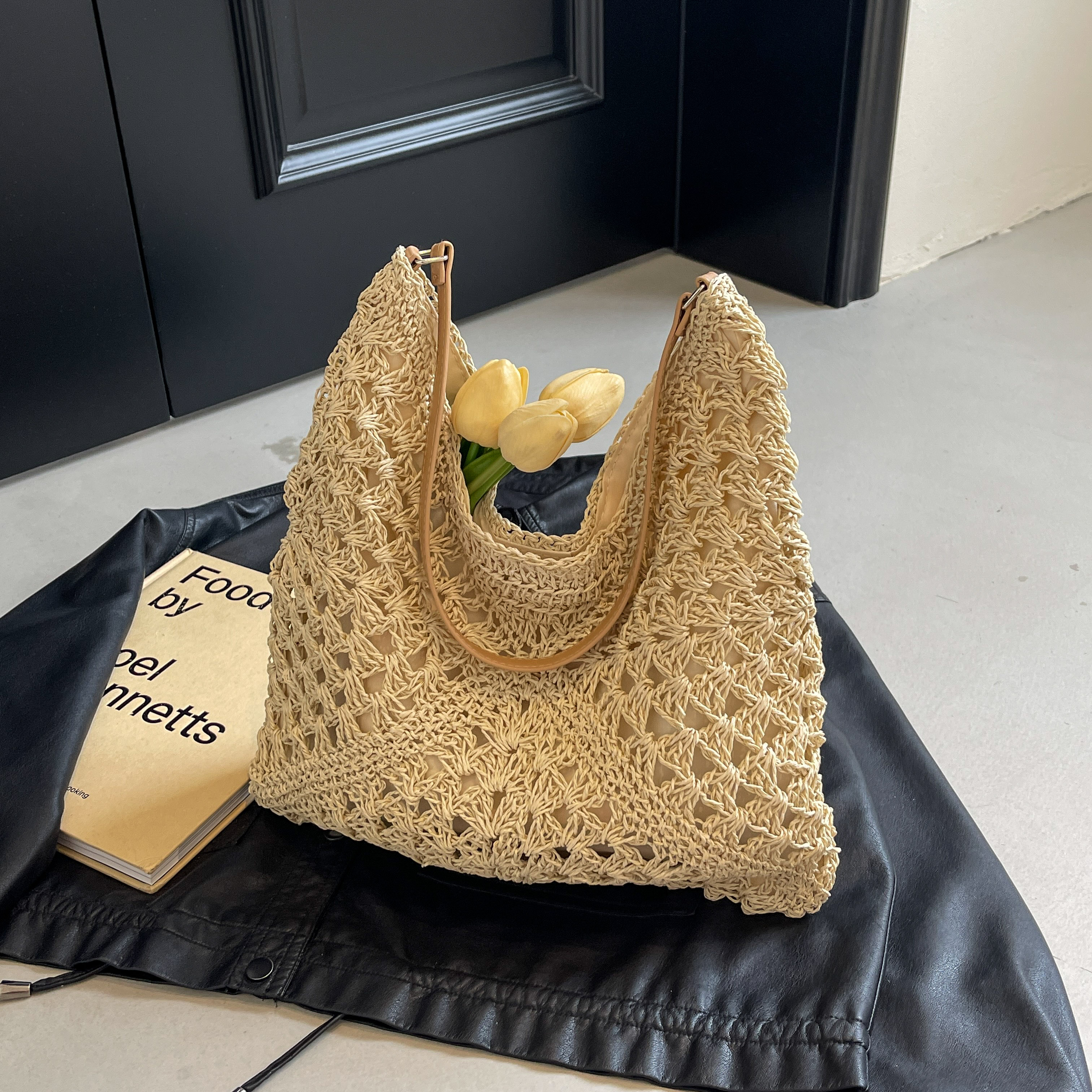 Handwoven Women's Straw Tote Bag - Trendy Large Capacity Beach Vacation Shoulder Bag 2025 Style