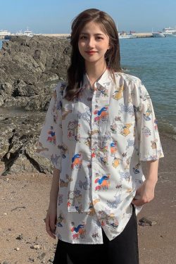 Hawaiian Floral Short Sleeve Shirt for Women - Loose Fit Beach Top in Hong Kong Style for Seaside Vacation